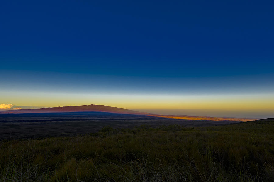 Mauna Kea Photograph - Hualalai Dawn by Don Mitchell
