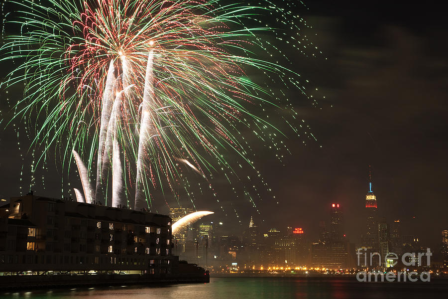 Hudson River Fireworks I Photograph by Clarence Holmes