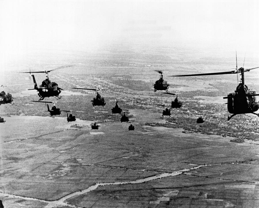 Helicopter Photograph - Hueys Into Combat by Underwood Archives