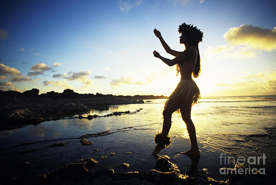 Sunset Photograph - Hula Silhouette by Vince Cavataio - Printscapes