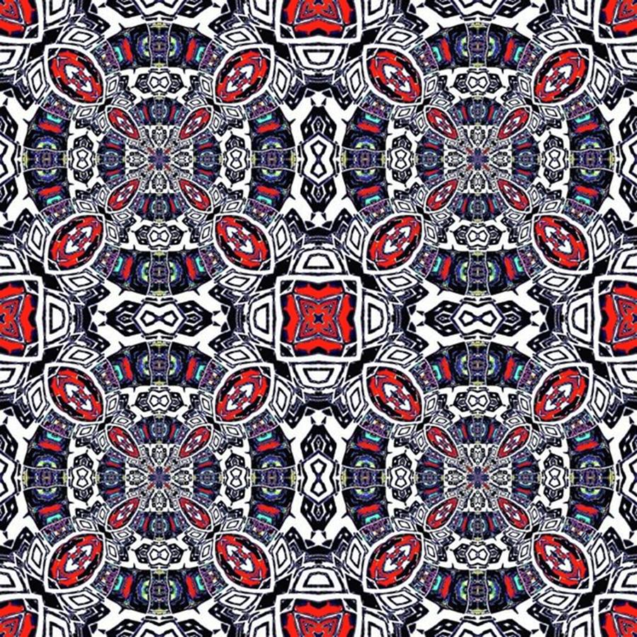 Pattern Photograph - Graphic Print by Dante Cook