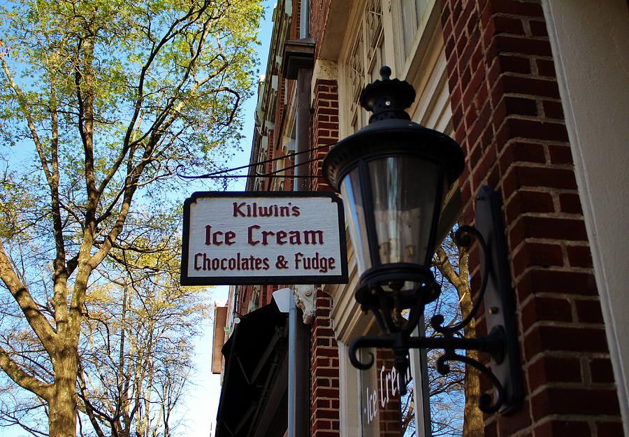 Ice Cream And Fudge Shop Photograph by Cynthia Guinn
