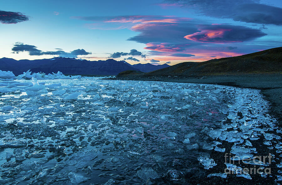 Iceland Jokulsarlon Ice Lagoon Sunset Photograph by Mike Reid