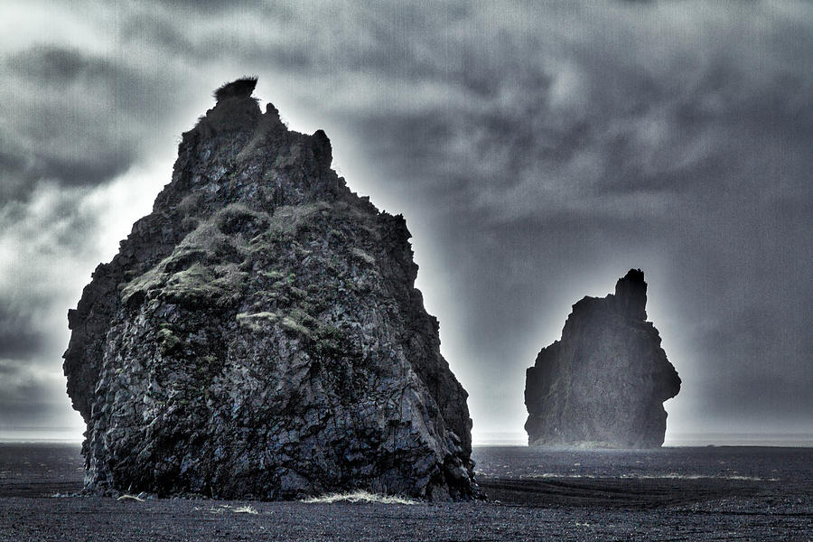 Iceland Rock Formations Photograph by Stuart Litoff - Fine Art America