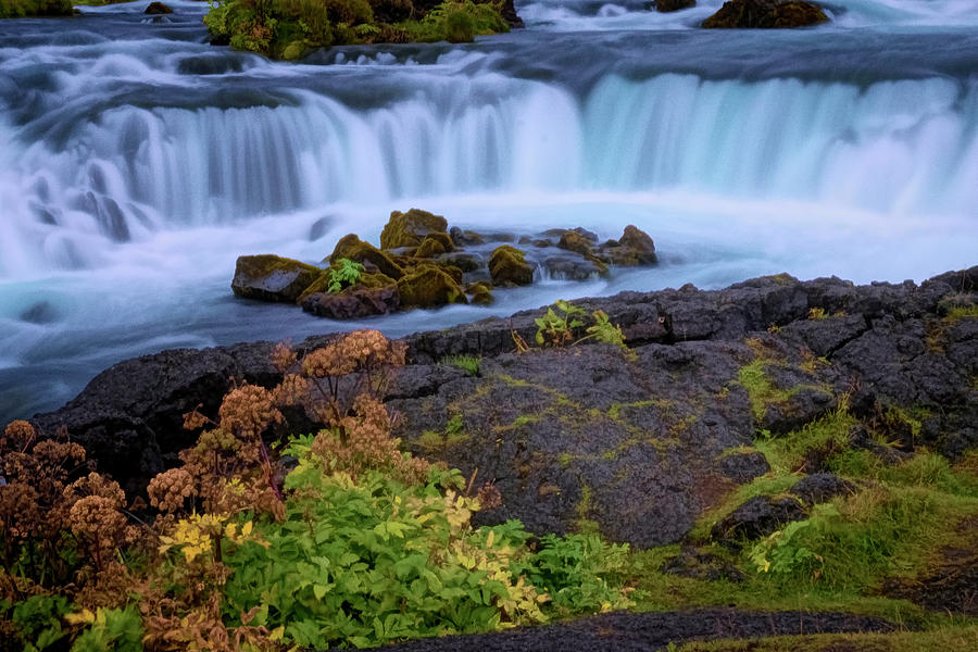 Iceland Water Scene Photograph by Tom Singleton