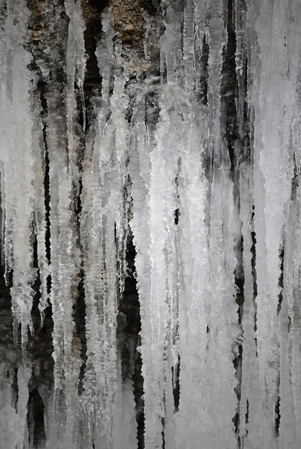 Icicles at Rock Glen Photograph by Richard Andrews
