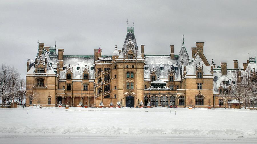 Iconic Mansion Covered In Snow Photograph by Carol Montoya