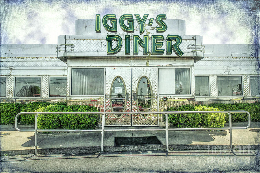 Iggys Diner Photograph by Lynn Sprowl