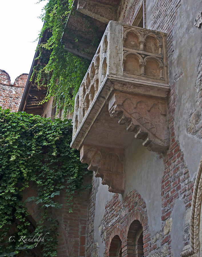 Il Balcone de Giulietta Photograph by Cheri Randolph