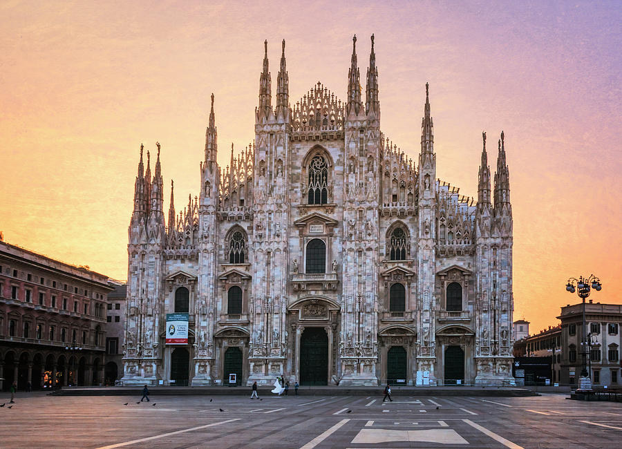 Joan Carroll Photograph - Il Duomo Milan Morning by Joan Carroll