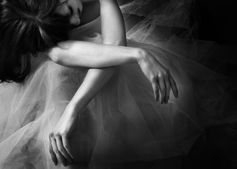Black And White Photograph - Il Sogno by Roberta Nozza