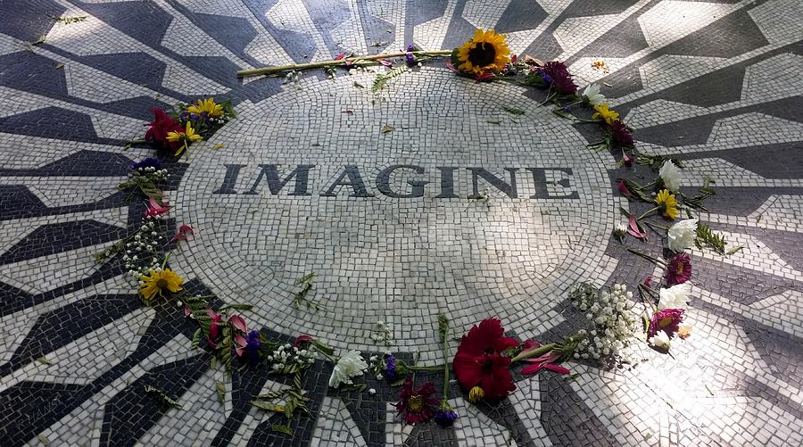 John Lennon Photograph - Imagine 2015 by Rob Hans