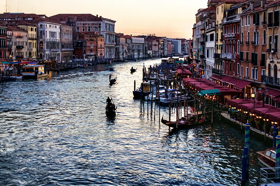 Impressions Of Venice - a Classic View of the Grand Canal Digital Art by Georgia Mizuleva