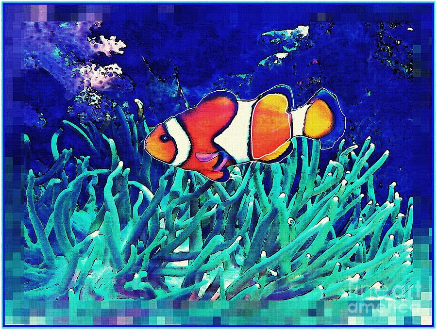 Fish Digital Art - In the Tank by Sarah Loft