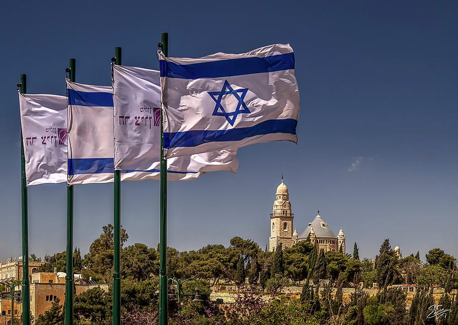 Independence Day In Israel Photograph by Endre Balogh