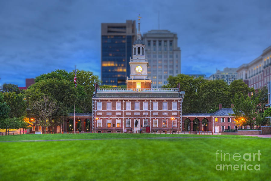 Independence Hall National Historical Park Photograph by David Zanzinger