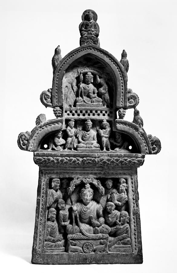 India: Buddhist Statue Photograph by Granger