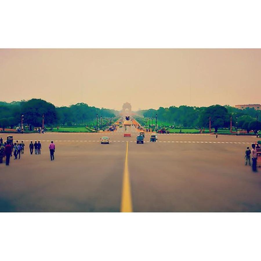 Nature Photograph - #indiagate #presidenthouse #india by Vikas Rathee