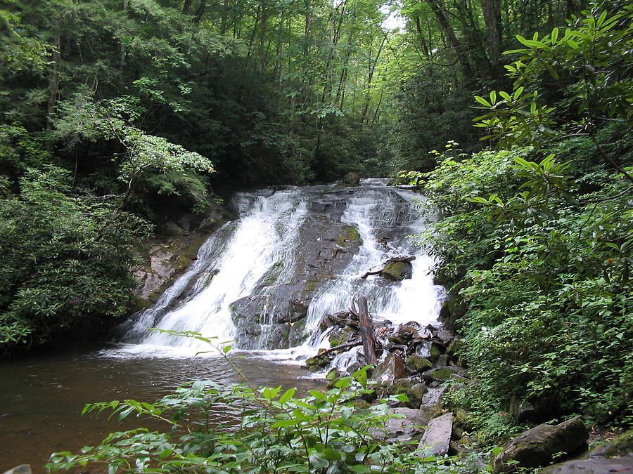 Indian Creek Falls Photograph by CGHepburn Scenic Photos - Fine Art America