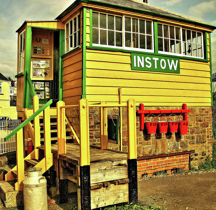 Instow Signalbox Photograph by Richard Denyer