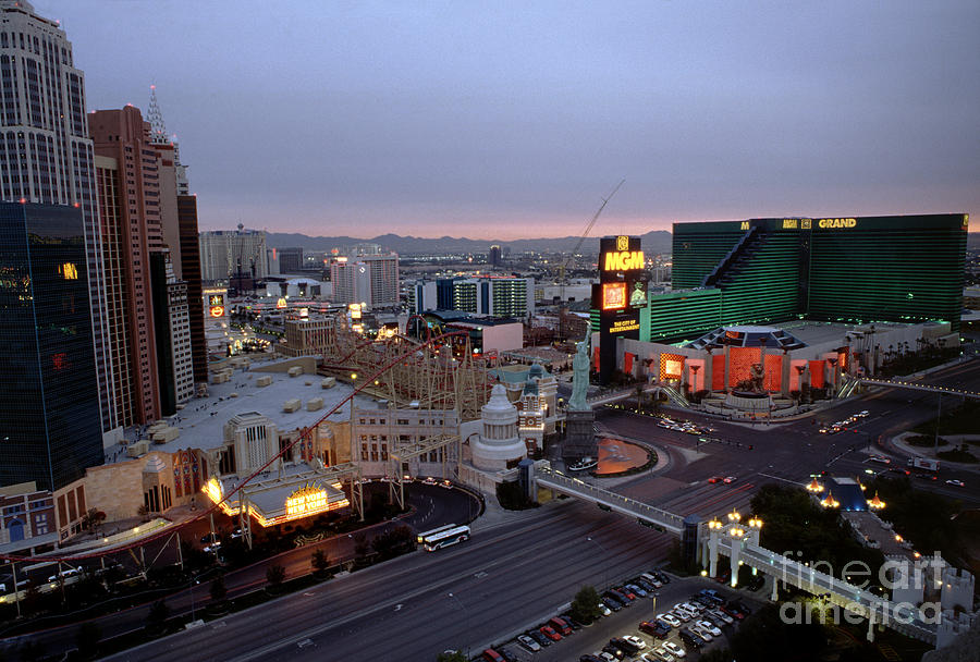 Las Vegas - the intersection of Las Vegas Boulevard (the strip