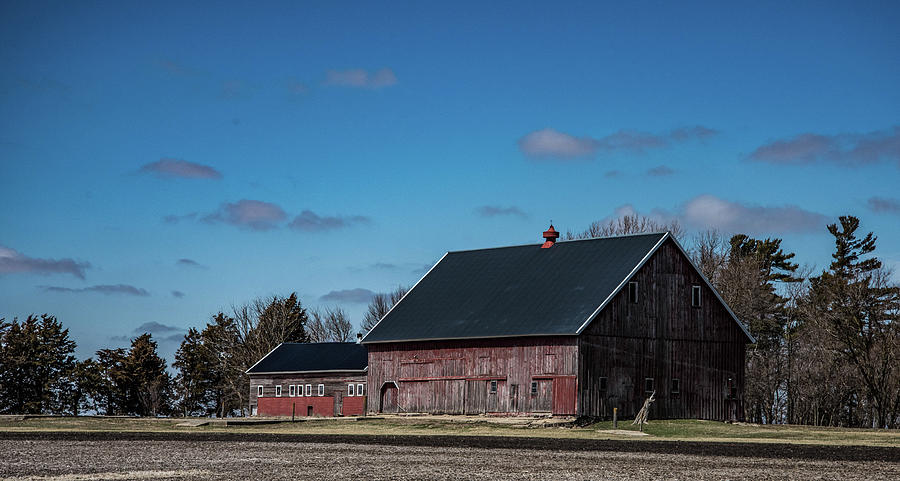 Iowa Barn 2 Photograph by Wendy Carrington