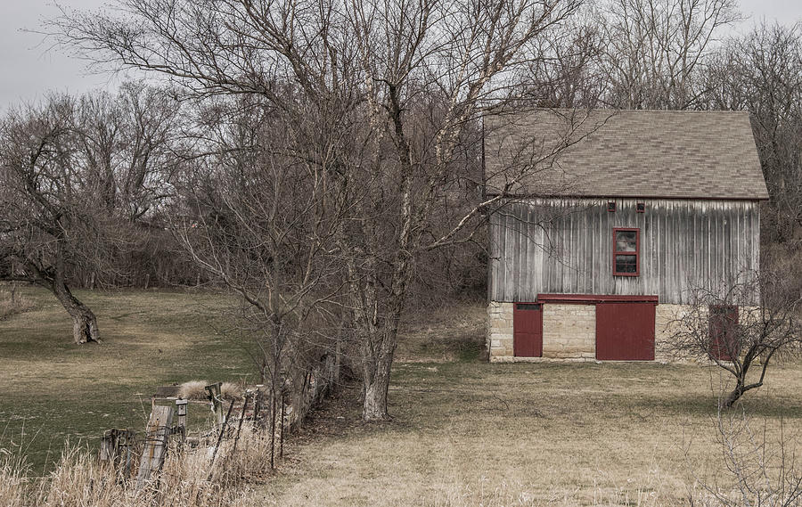 Iowa Barn Photograph by Wendy Carrington