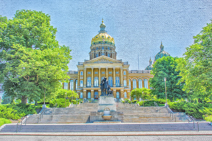 Iowa Capitol Building Photograph by Pamela Williams