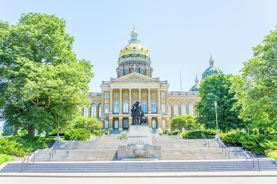 Iowa Capitol Photograph by Pamela Williams