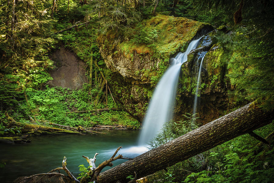 Iron Creek Falls Photograph by Mike Penney - Fine Art America