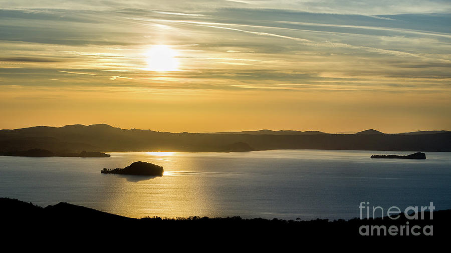 Bolsena Photograph - italy lakes - Bolsena - Viterbo - Montefiascone - Lazio by Luca Lorenzelli Bolsena Photograph - italy lakes - Bolsena - Viterbo - Montefiascone - Lazio by Luca Lorenzelli