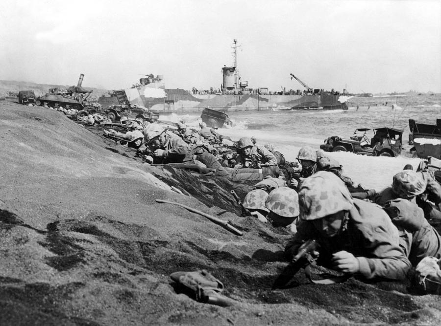 Iwo Jima Marines Of The Fourth Photograph By Everett Fine Art America