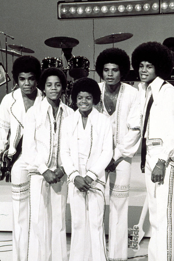 The Jackson Five Photograph - Jackson Five, Michael Jackson Center by Everett