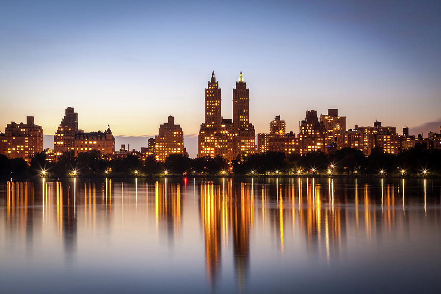 Jacqueline Kennedy Onassis Reservoir and West Side Buildings 4 ...