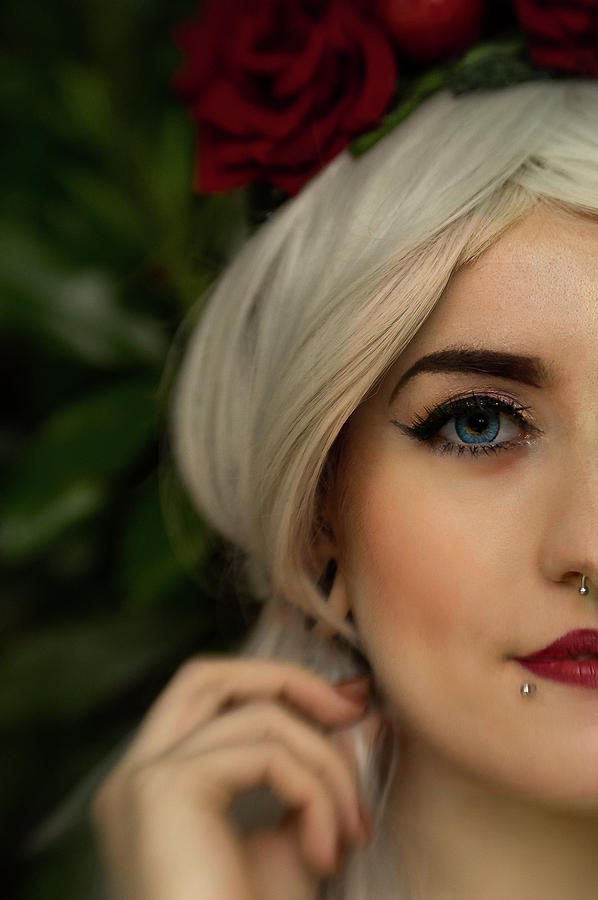 Jade Close Crop by Ian Thompson Jade Close Crop by Ian Thompson