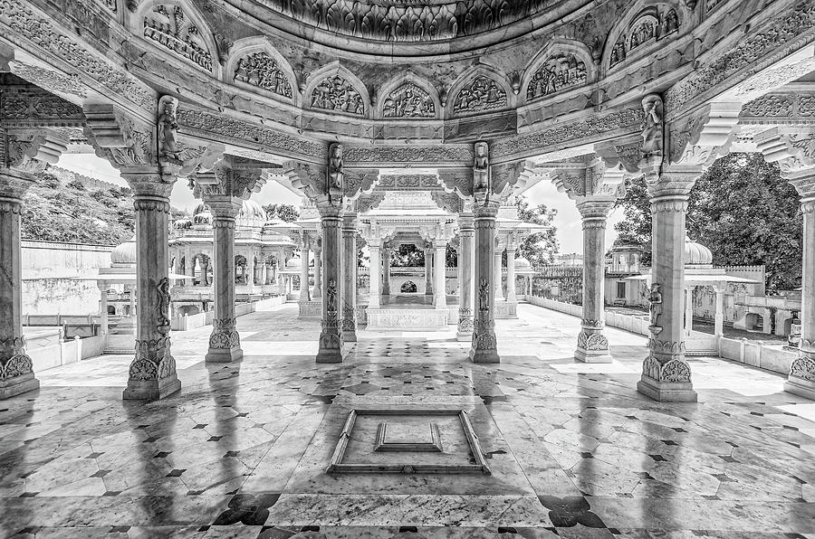 Jai Singh Mausoleum - Royal Gaitor - Jaipur - India Photograph by Tony Crehan