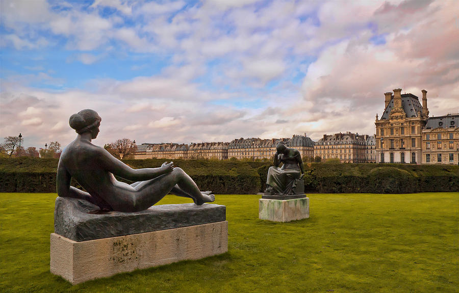 Jardin des Tuileries Photograph by Mick Burkey