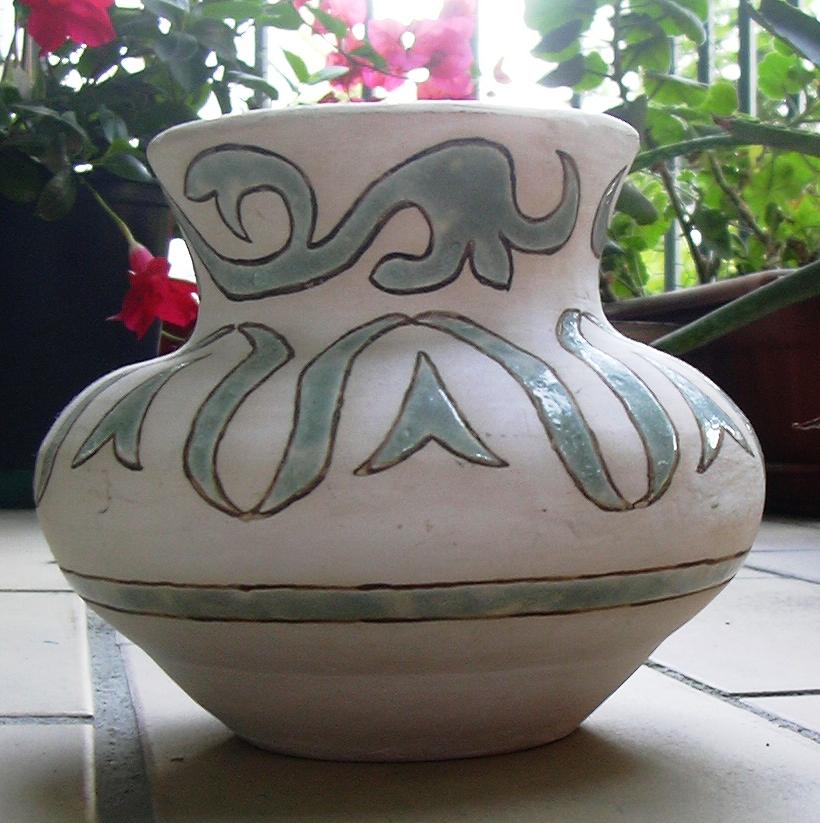 Jarron Ceramic Art by Justyna Pastuszka