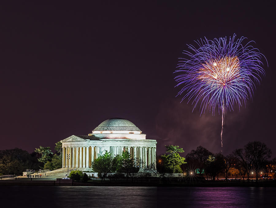 Jefferson Memorial Fireworks II Photograph by Sharon Eisenzopf Fine