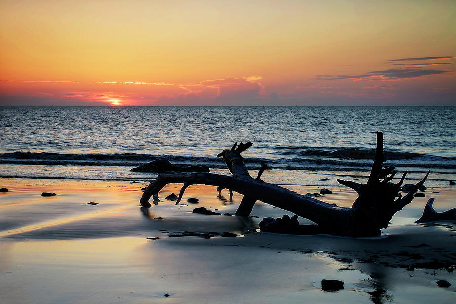 Jekyll Island Sunrise -1 Photograph by Alan Hausenflock