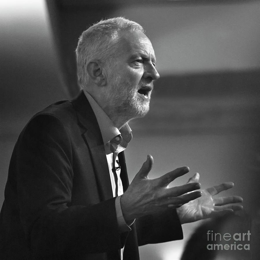 Jeremy Corbyn Photograph by Linsey Williams