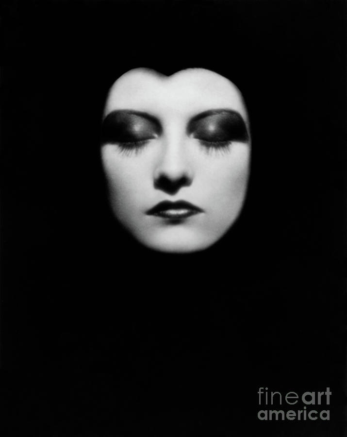 Joan Crawford Life Mask 1928 Photograph by Sad Hill - Bizarre Los ...