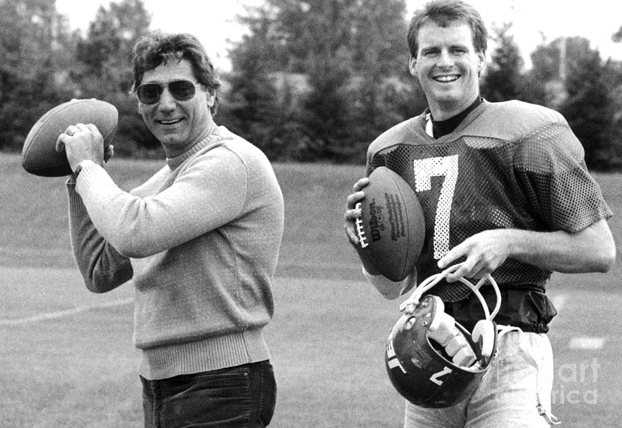 Joe Namath gives Ken O'Brien some passing pointers at the Jets practice ...