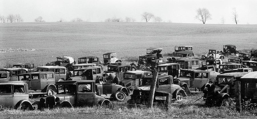 Joes Auto Graveyard Walker Evans Pennsylvania Ohio 1935 Photograph by David Lee Guss