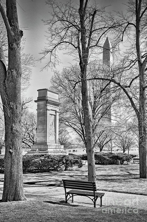 John Paul Jones Washington Monument Photograph by David Zanzinger