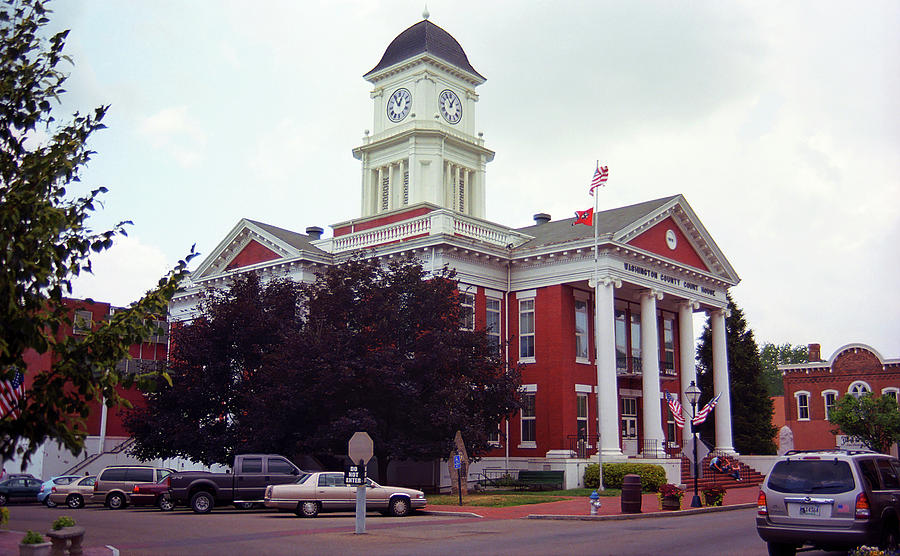 Jonesborough, Tennessee - Courthouse 2008 Photograph by Frank Romeo ...