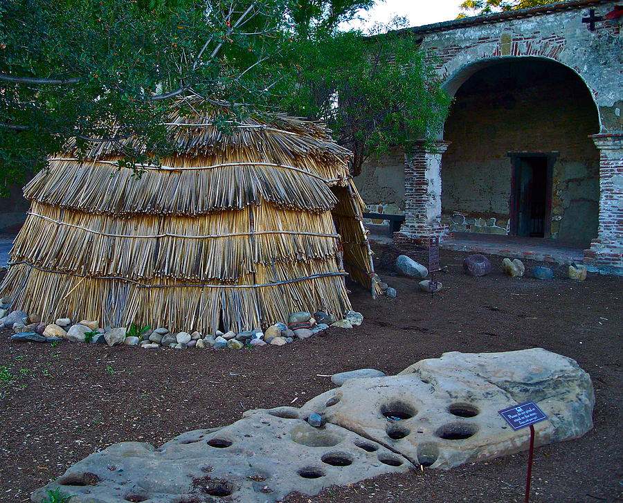 Hut Photograph - Juaneno Kiitcha Hut Mission San Juan Capistrano California by Karon Melillo DeVega