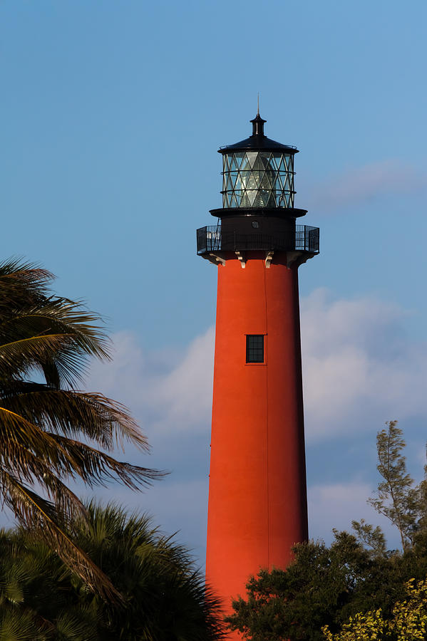 Jupiter Inlet Lighthouse Photograph by Ed Gleichman