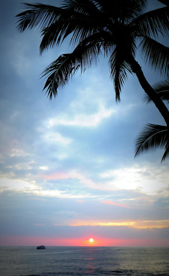 Just Another Hawaiian Sunset Photograph by Lori Seaman