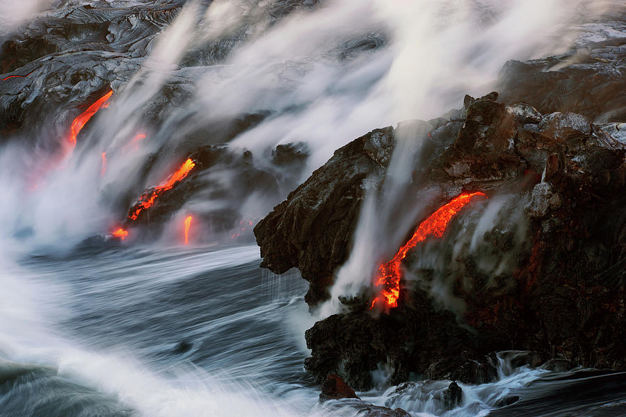 Lava Flow Photograph - Kamokuna Ocean Entry by Christopher Johnson